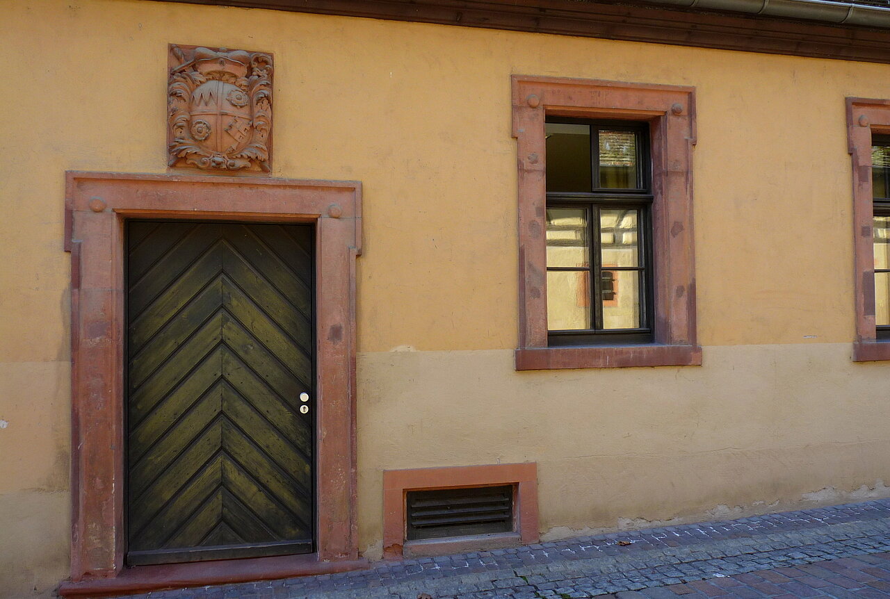 Fürstbischöfliche Kellerei Veitshöchheim.jpg Fürstbischöfliche Kellerei Veitshöchheim.jpg