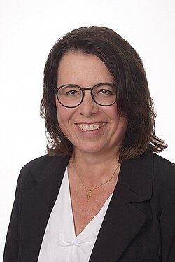 Lampatzer, Anja